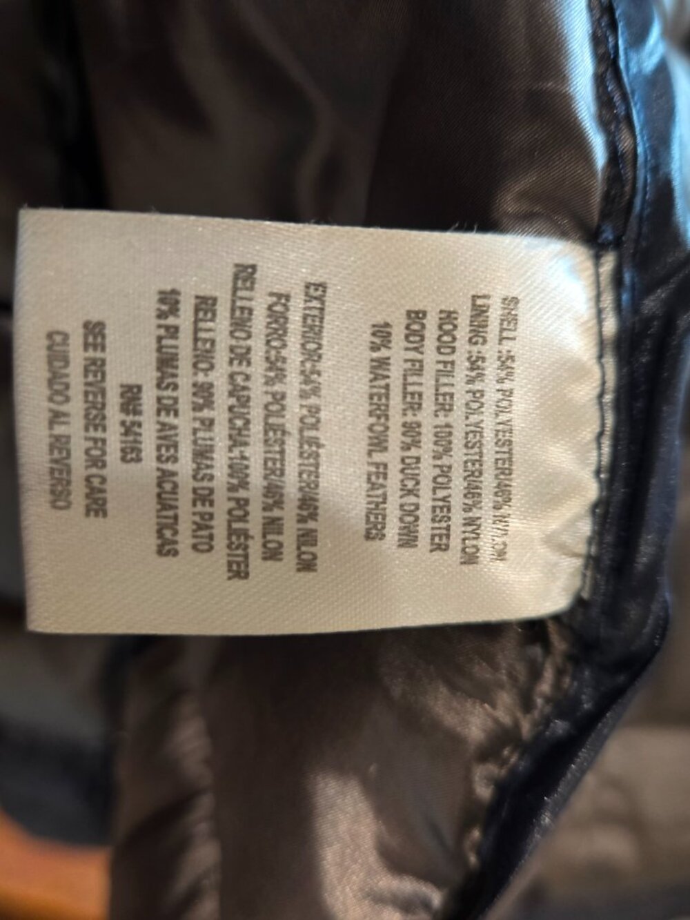 Andrew Marc packable lightweight premium down jacket - Picture 5 of 7